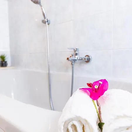 Maria House Con Giardino Privato