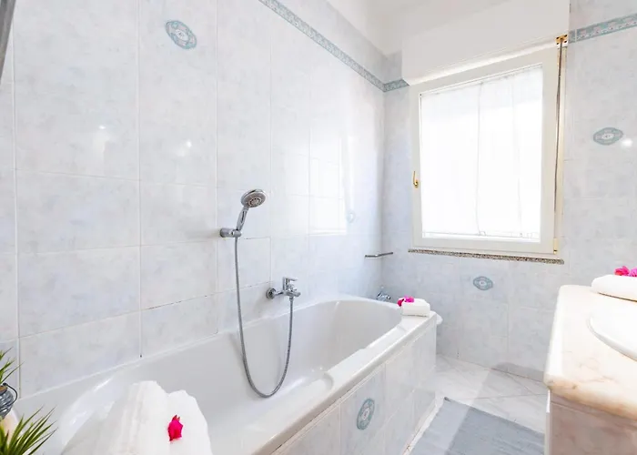 Maria House Con Giardino Privato * Olbia